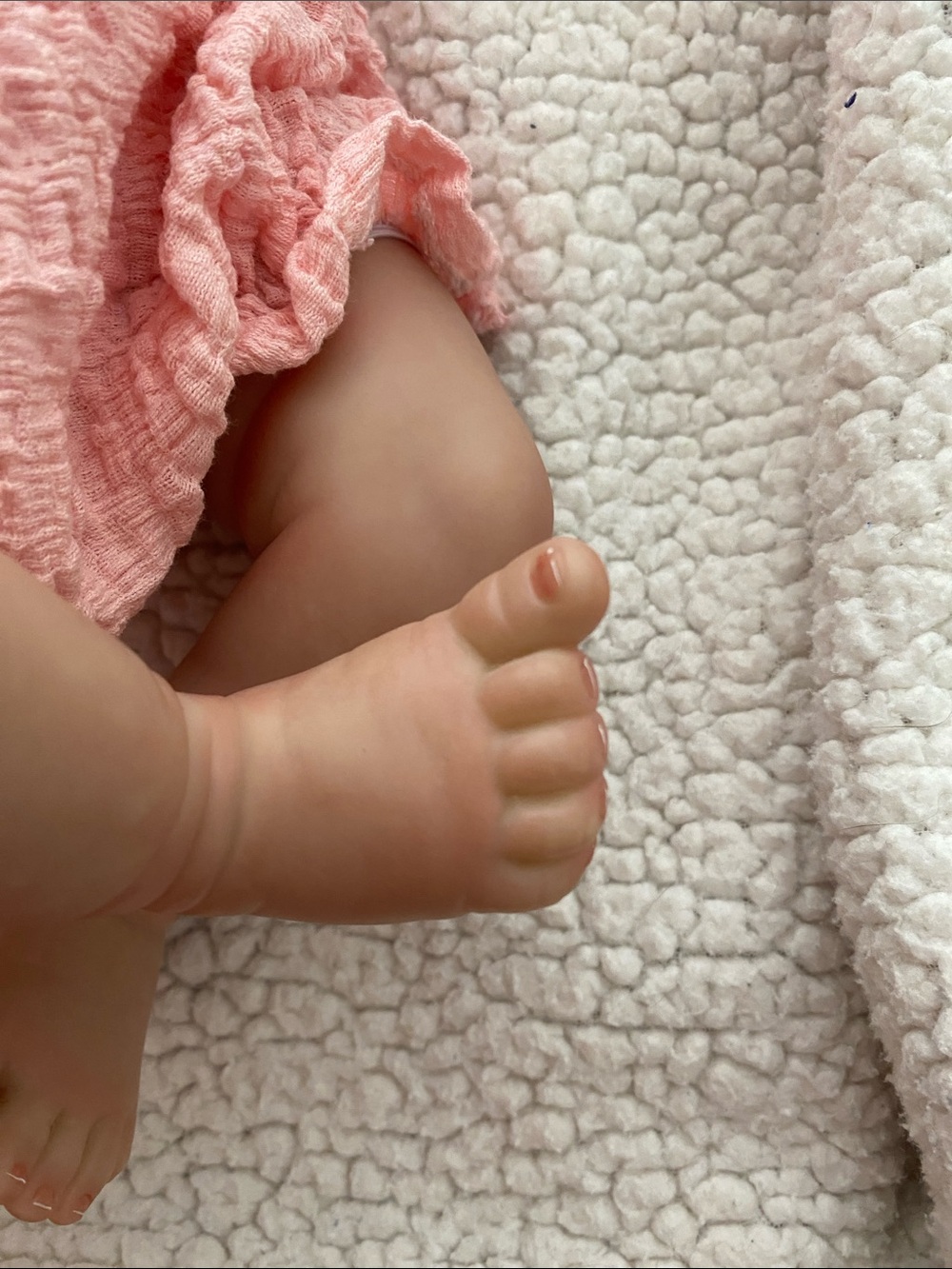 Hoomai Realistic Reborn Doll - Picture 4 of 6